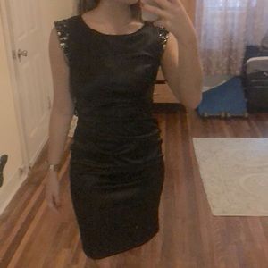 Black chic Vince camuto satin dress